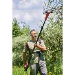 Very light carbon pole